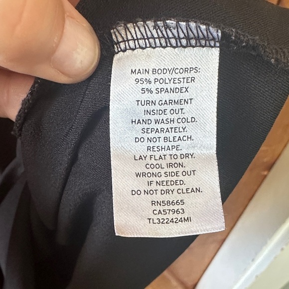 Leith whimsical Black 3/4 Sleeve Dress/Tunic mod structured dress - Picture 3 of 3